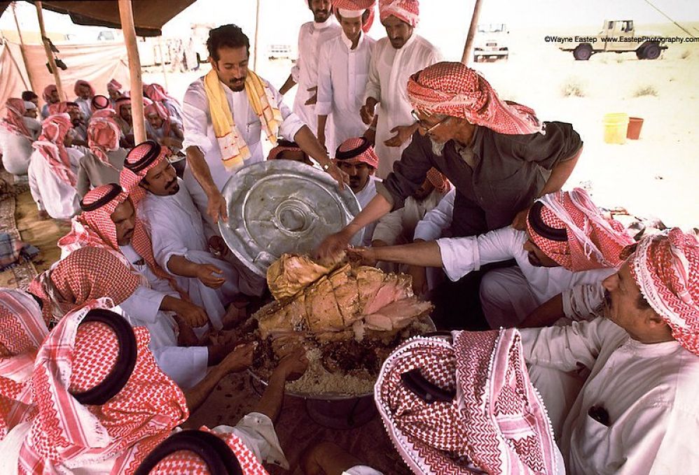 oman eating camel